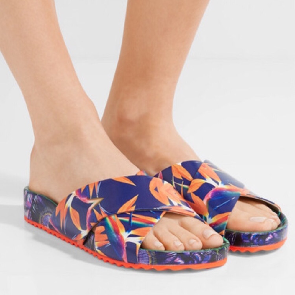 ☀️ Sophia Webster Slides